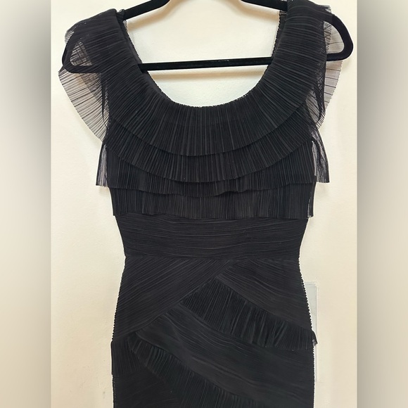 BCBGMAXAZRIA Briana Pleated Tulle bodycon dress - Picture 6 of 16